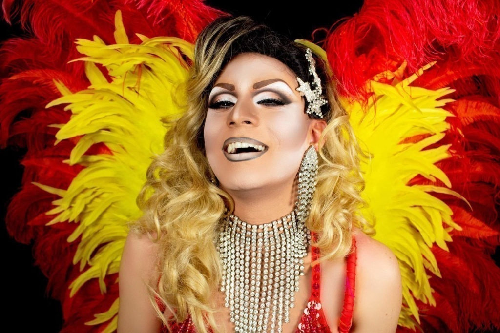 CRISTAL Cabaret